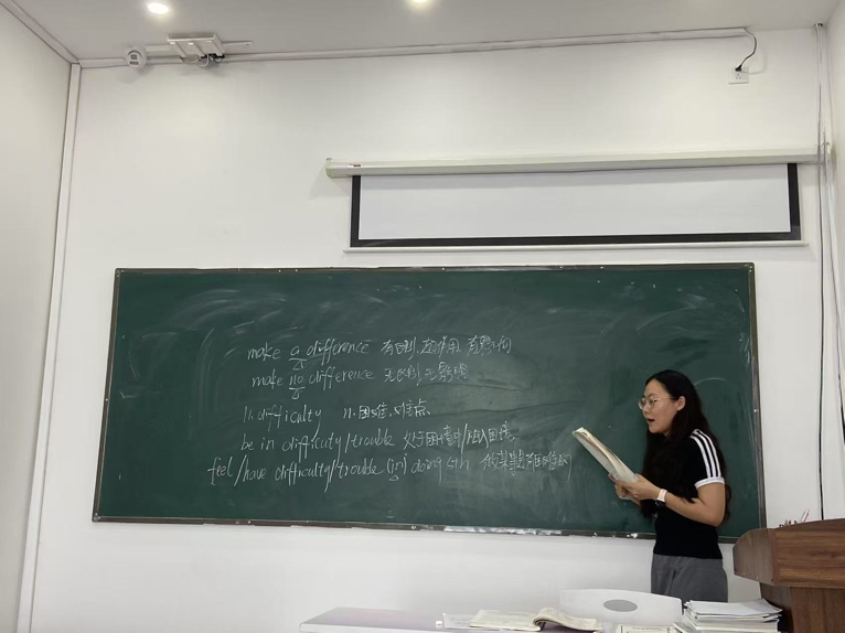 龙子湖4.png