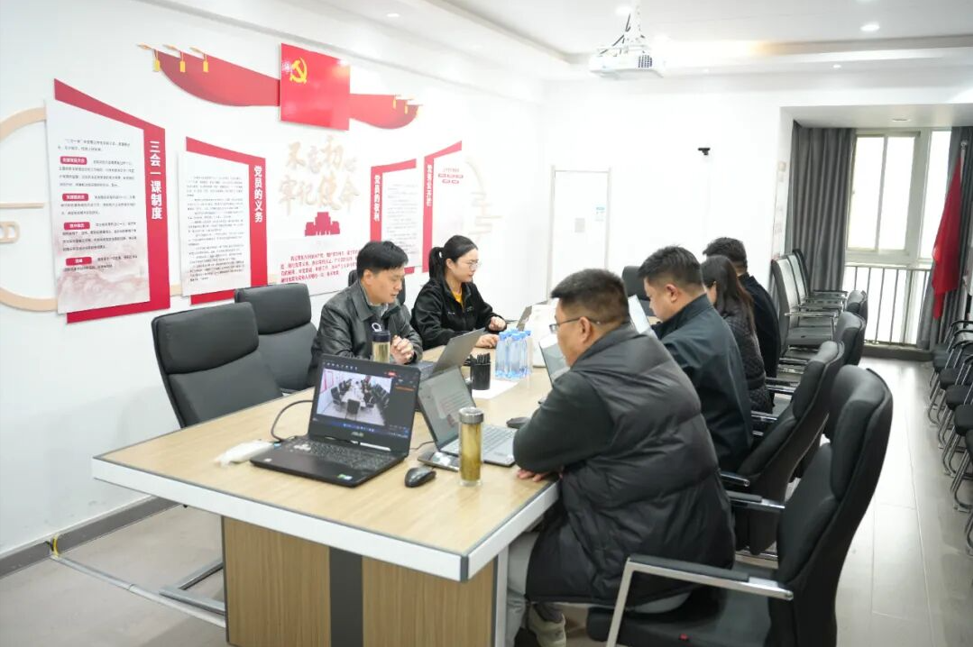 1761903913880058.png 1.png