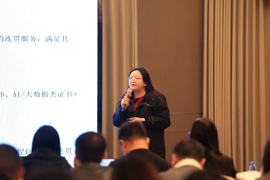 1762418790731135.png 640 (8).png