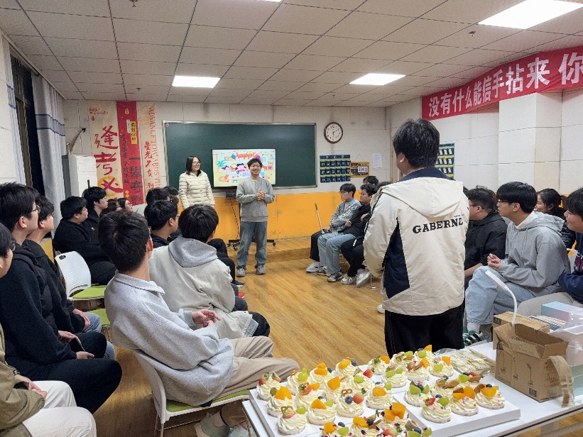 1763105965885445.png 640 (5).png