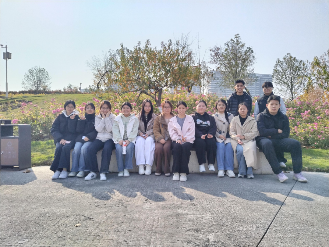 1763275072977180.png 640 (1).png