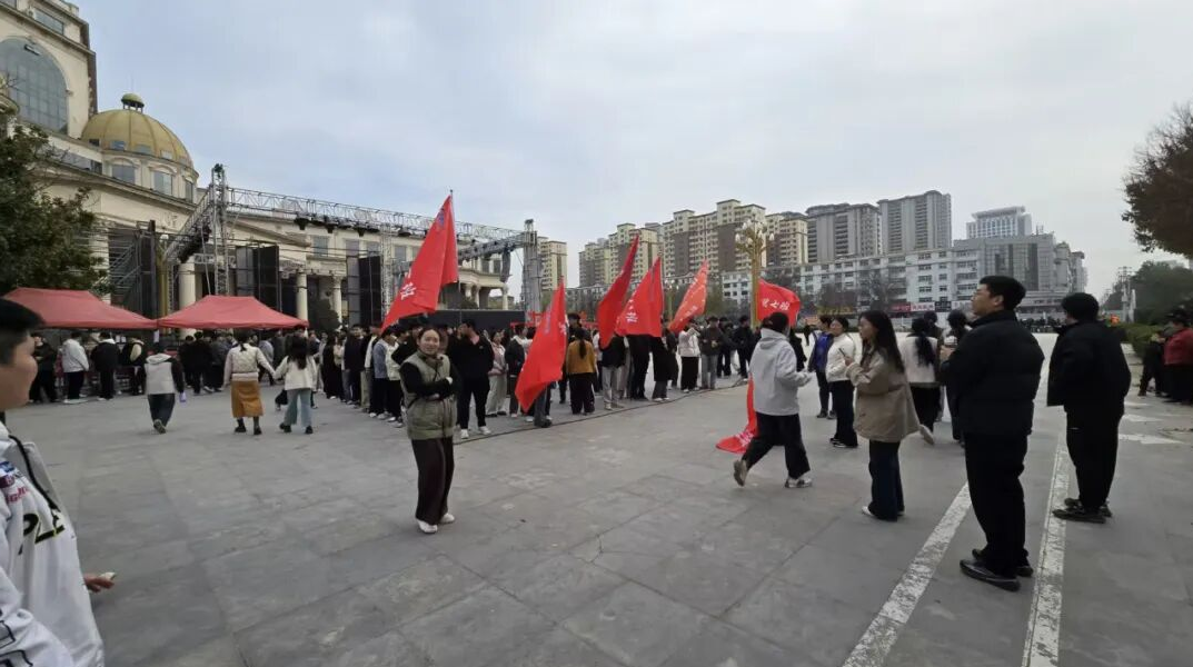 1763275775717814.png 2.png