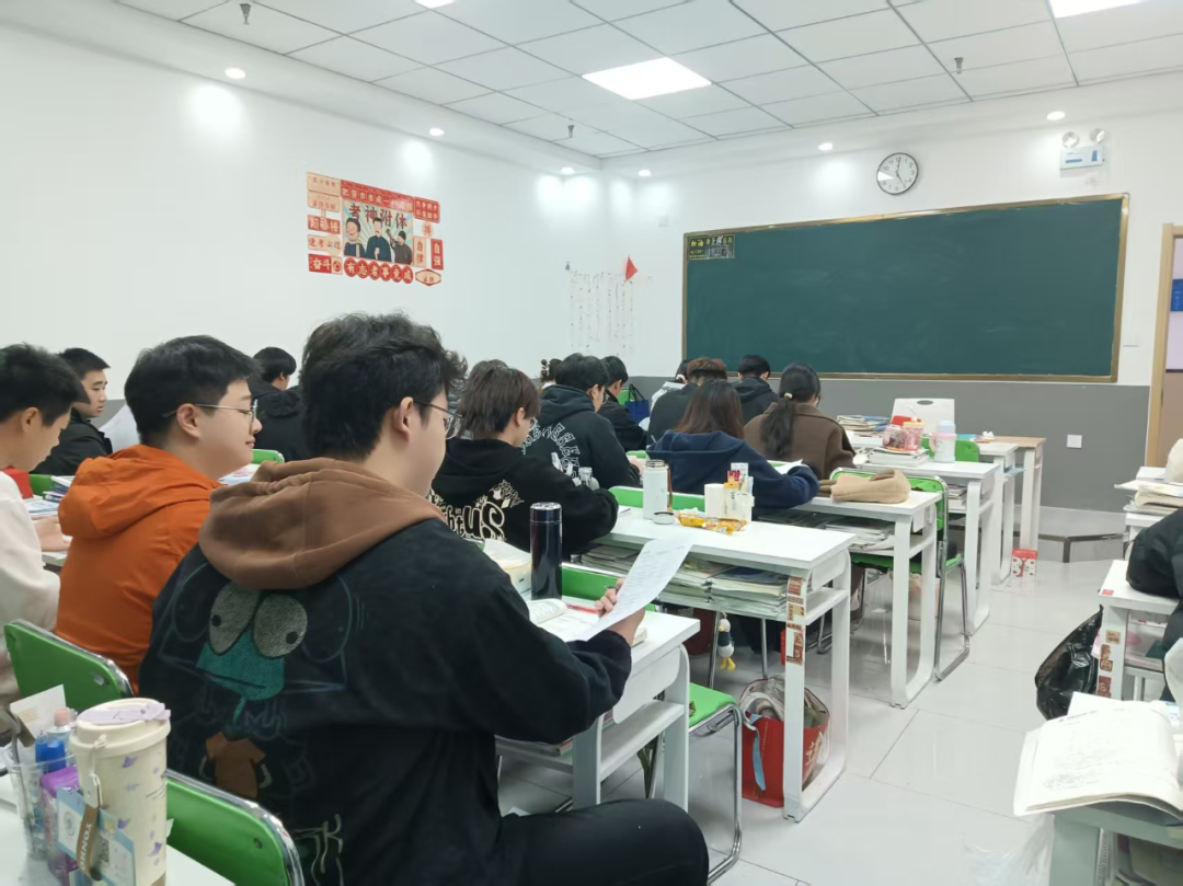 1763368335272066.png 640 (12).png