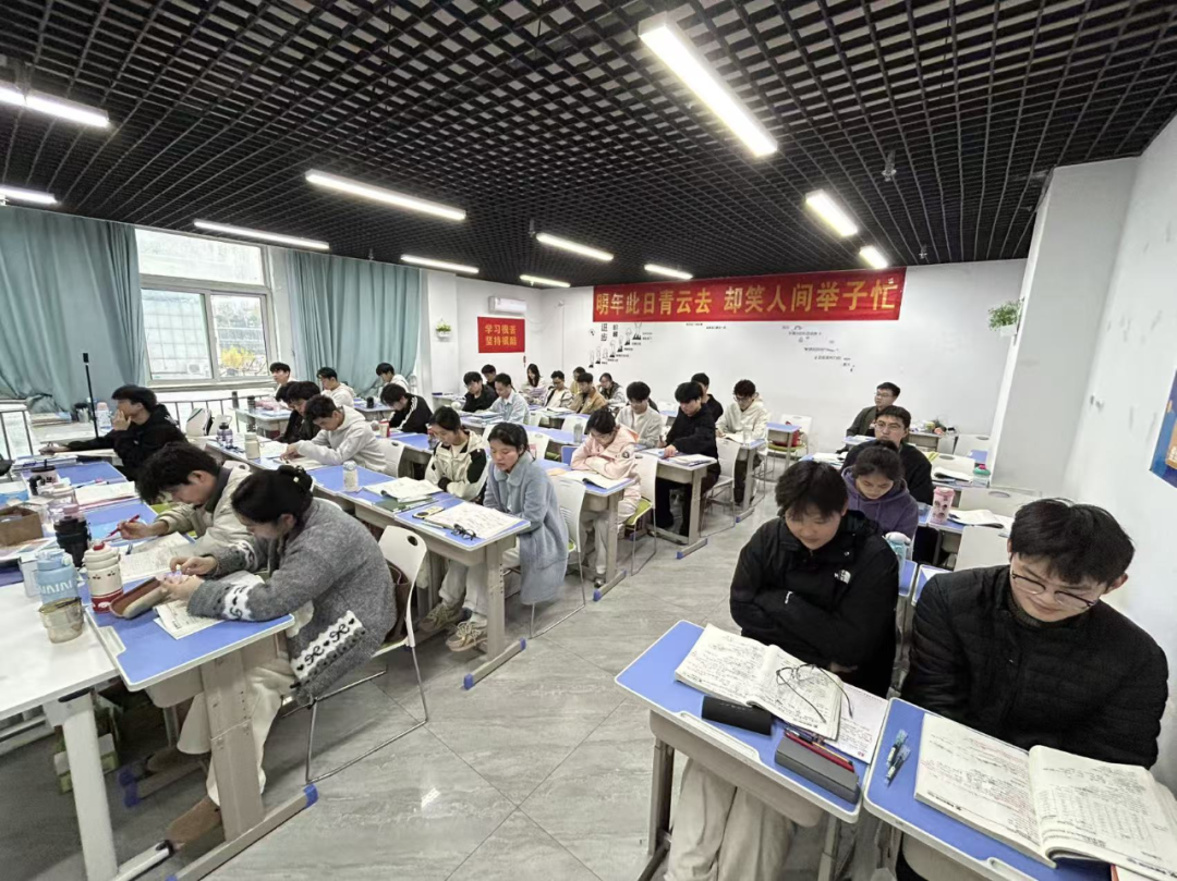 1763368374118235.png 640 (14).png