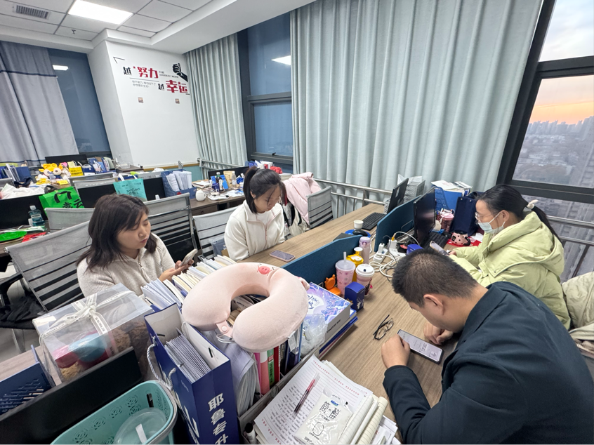 1763536459674081.png 640 (15).png