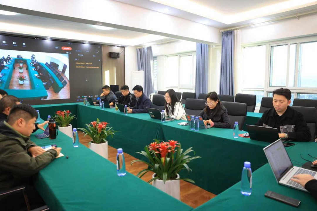 1763537670809884.png 640 (17).png