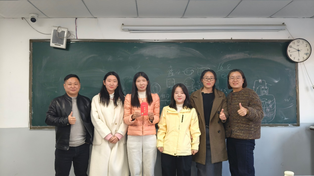 1764231734504878.png 640.png