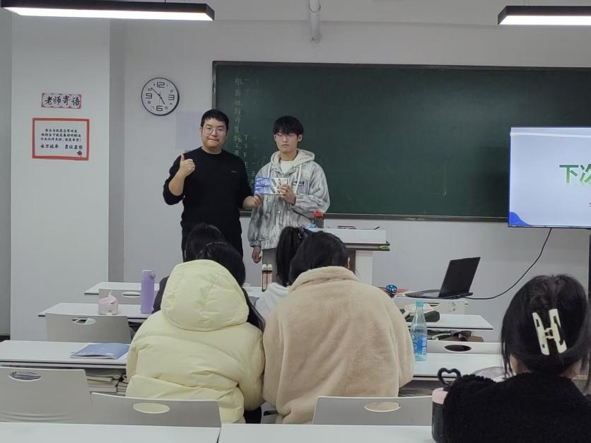 1764237420315104.png 640 (39).png