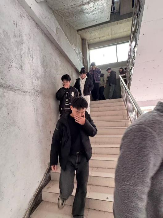 1765097443202497.png 640 (10).png