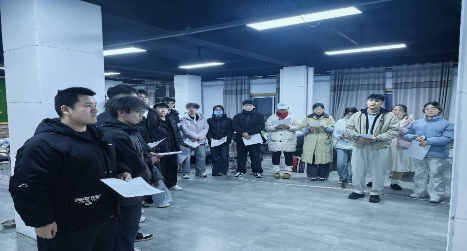 1765270617286203.png 640 (4).png